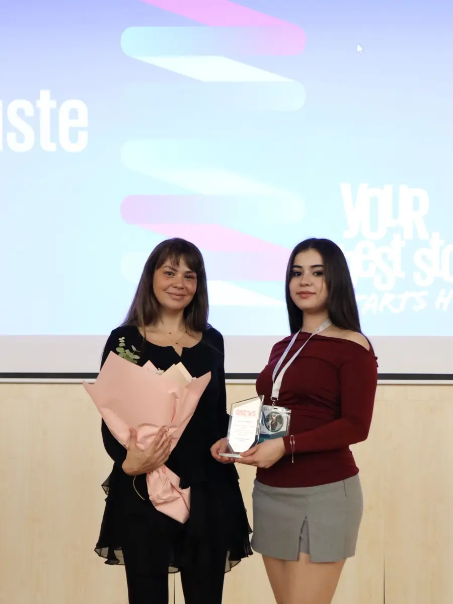 Marmara Sinerji Kulübü plaket takdimi